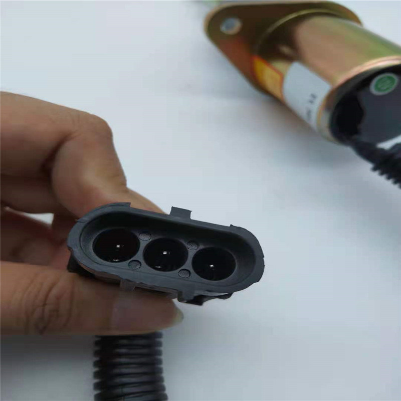 De Klep van de 3928160 Eindesolenoïde Geschikt voor Cummins-het Motoronderdeel van Landleveler 6bta5.9-m2