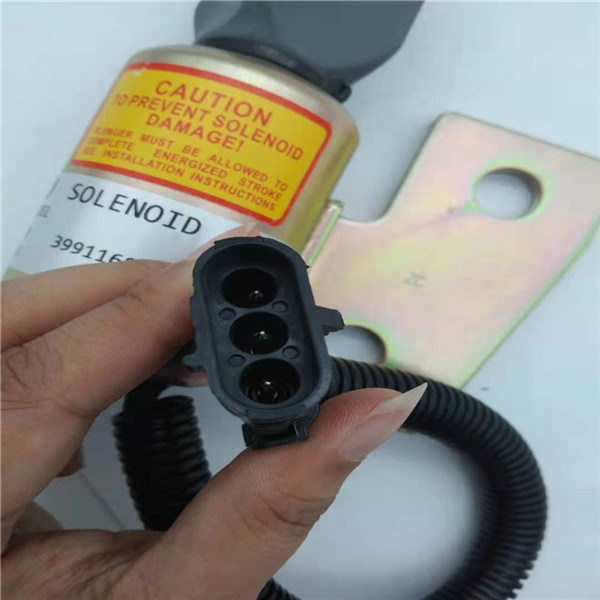 De Klep van de 3991168 Eindesolenoïde Geschikt voor HYUNDAI R210 200 215-5-7-9t Cummins 4BT